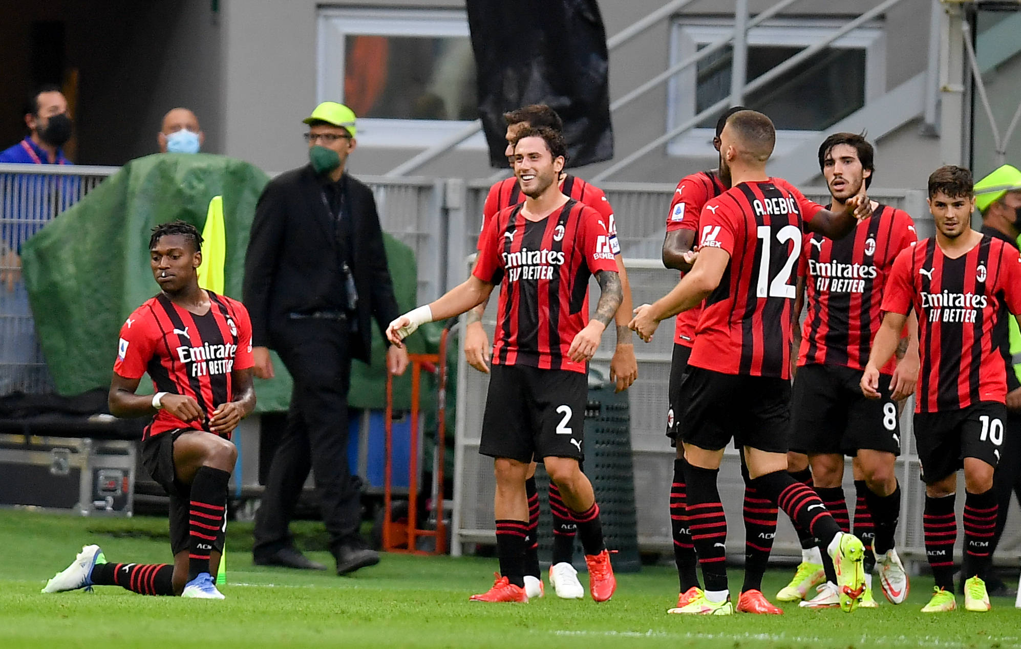 弑旧主，费瓦斯曾与林良铭、巴尔韦德在皇马B队做过队友