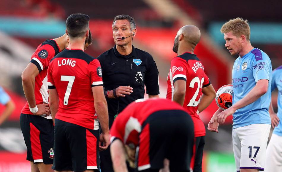 上海女排直落三局淘汰河南女排，朱婷遗憾止步八强