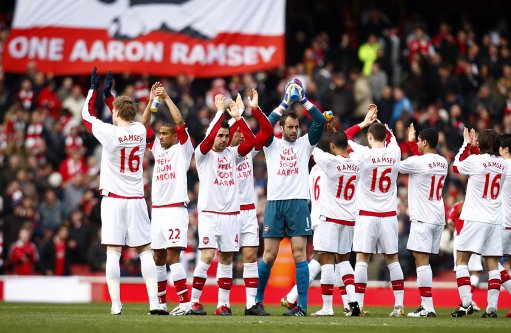 哈茨队双杀格拉斯哥两大豪门流浪者与凯尔特人