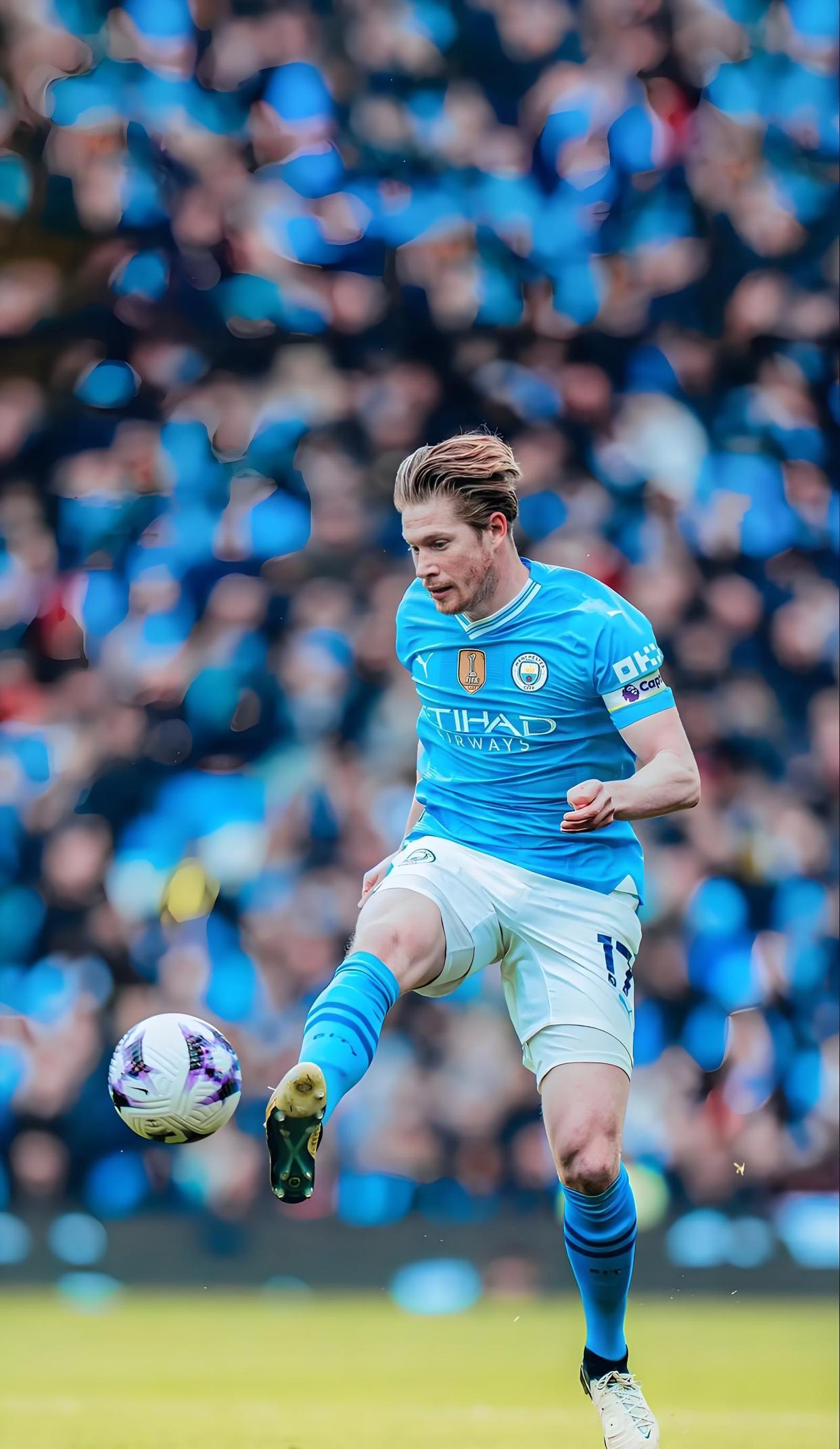 官方：西甲宣布与上海海港合作，协助球员教练培训和球队管理（西甲官宣携手上海海港，共同推进球员与教练培训及球队管理）