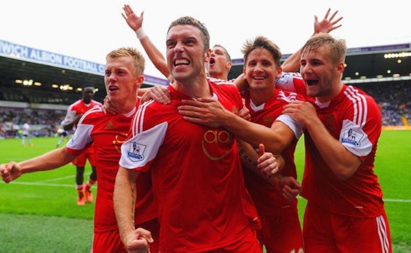 意甲保级大战：帕尔马客场击败比萨，恩佐拉红牌离场